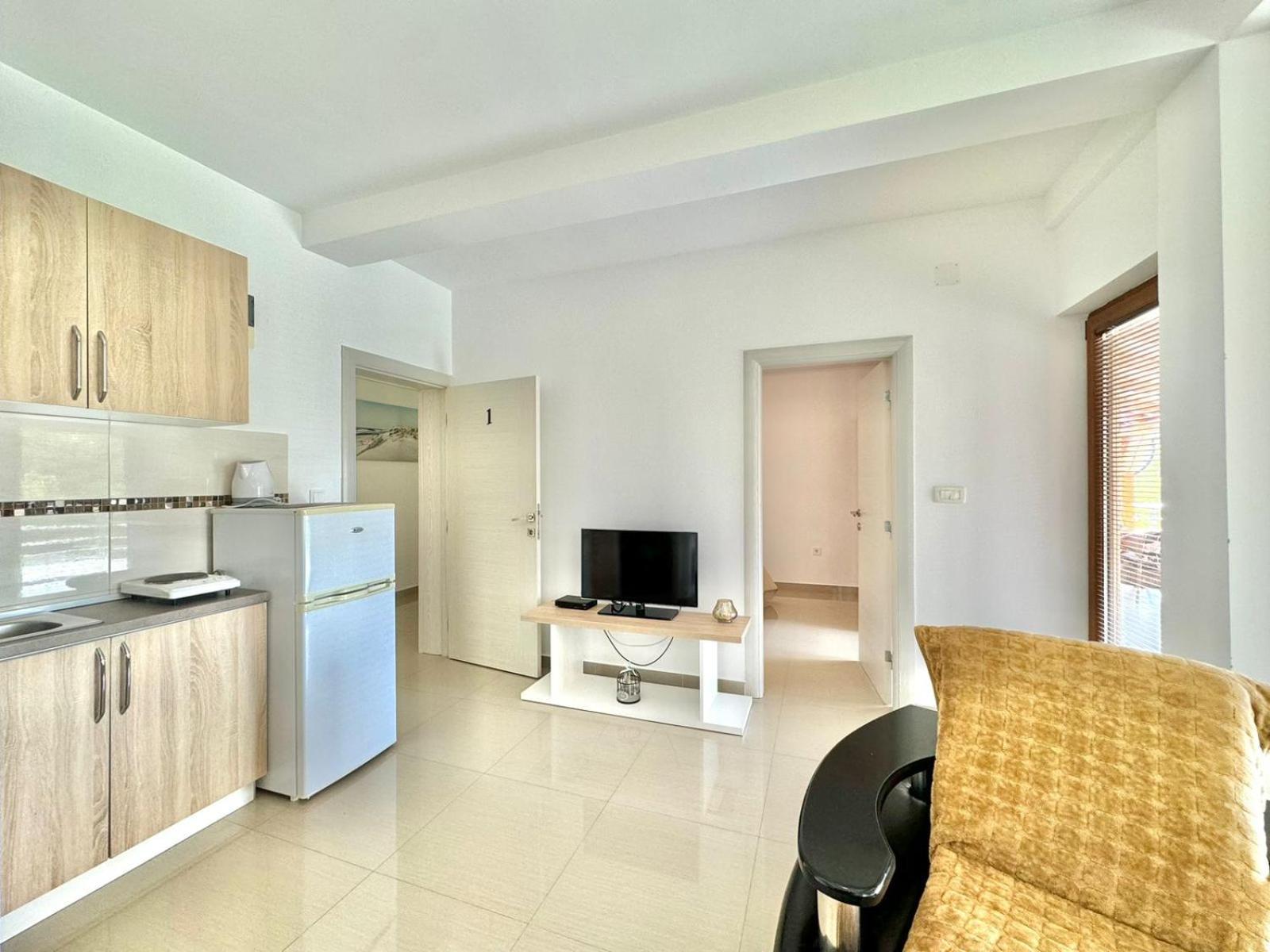 Stars Residence Petrovac na moru Exterior foto